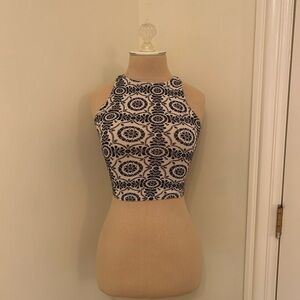 ABERCROMBIE patterned crop top size XS